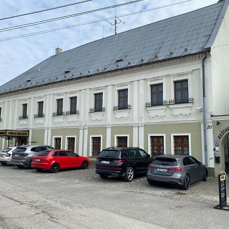 Kuria Beckov - Penzion Bagian luar foto